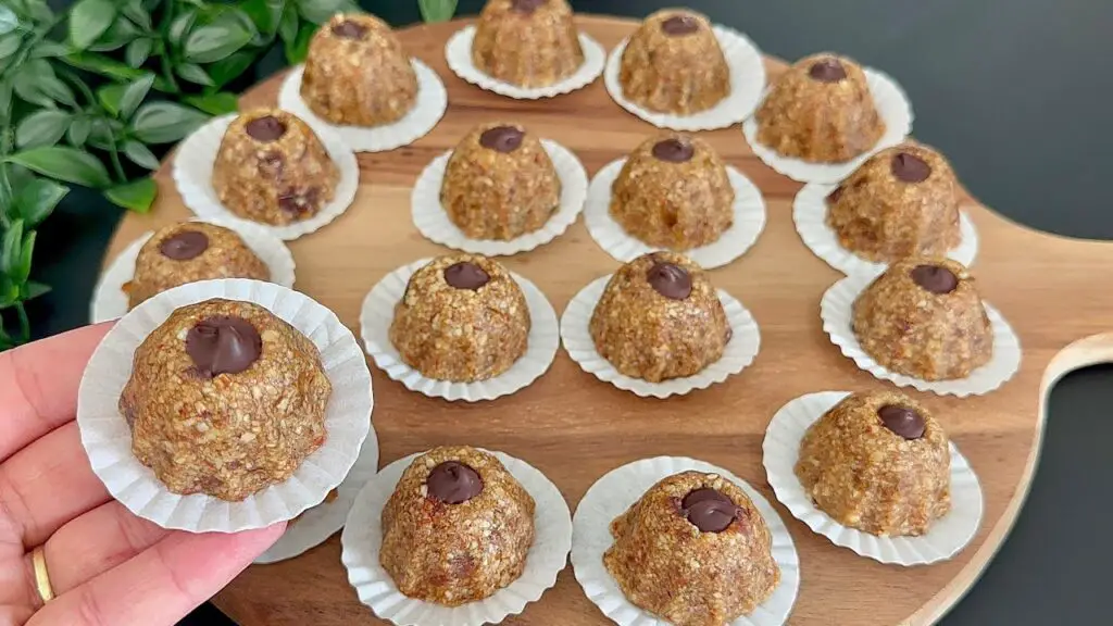 Almond Date Biscuits: Healthy and Nutty Treats